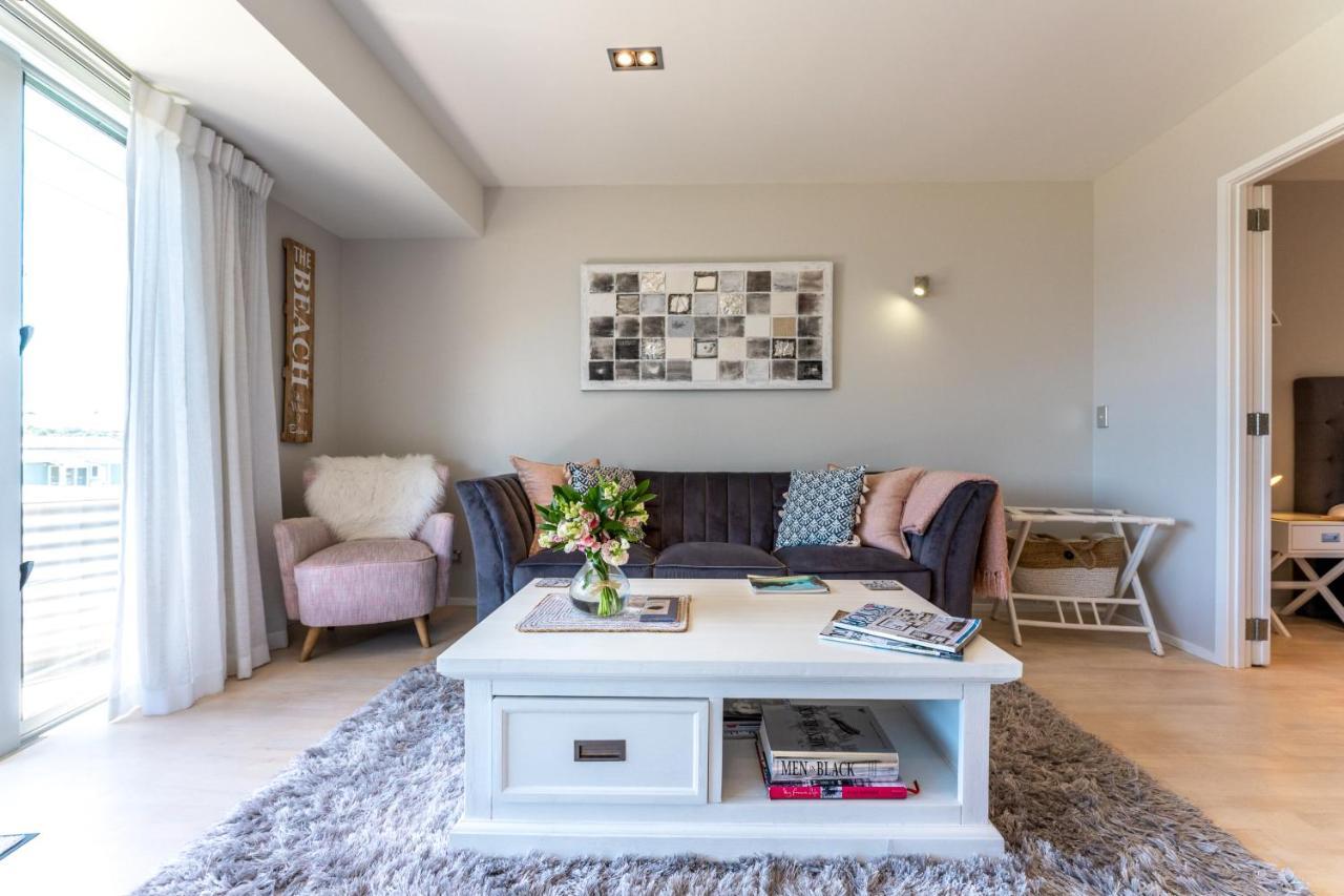 Oneroa Bay Villas Екстериор снимка