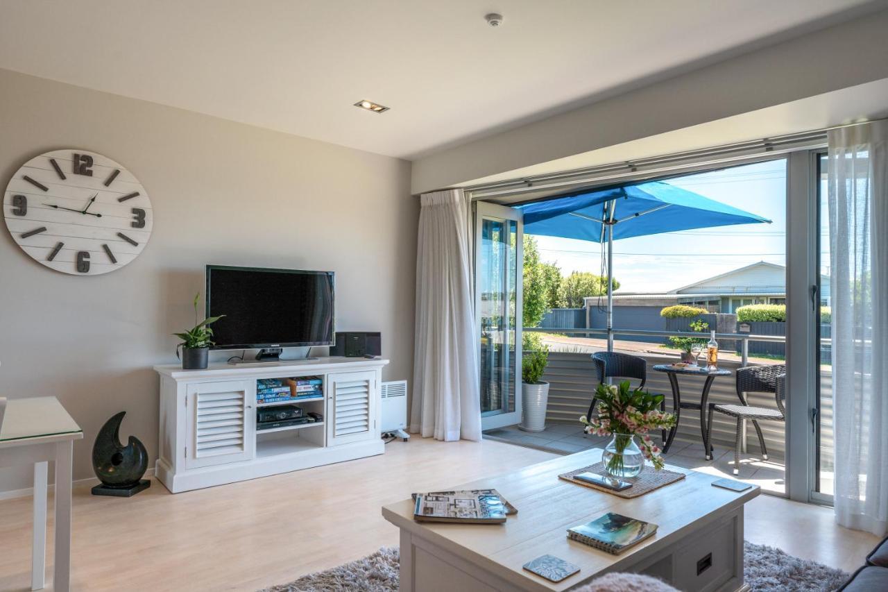 Oneroa Bay Villas Екстериор снимка