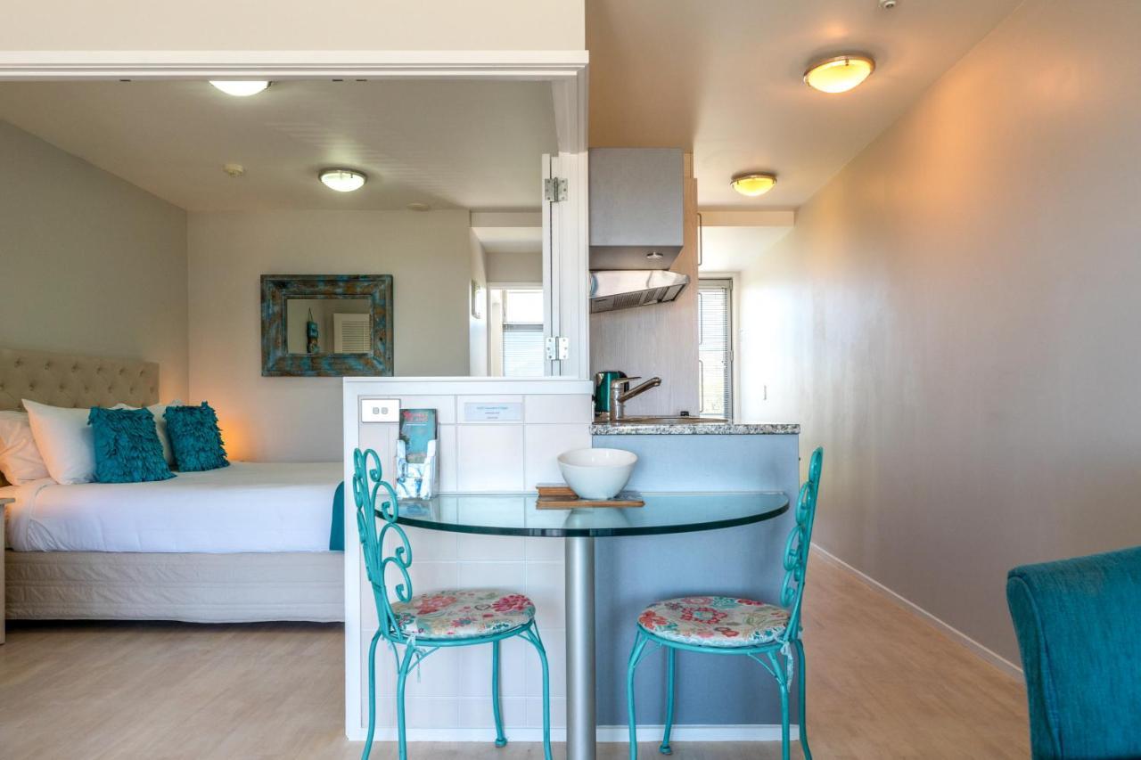 Oneroa Bay Villas Екстериор снимка